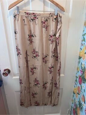 Guess Beige Maxi Skirt with Pink Floral Bouquet Print